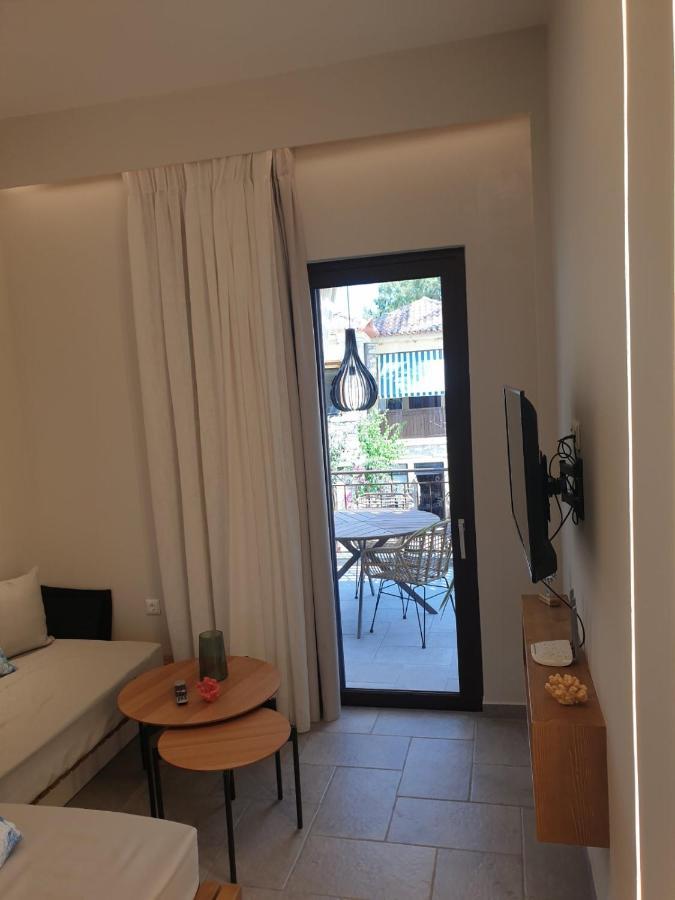 Vista Al Mare Luxury Apartments Gialova Exterior foto